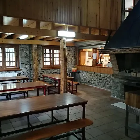 게스트하우스 Refugio De Conangles