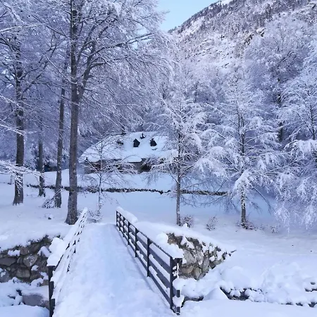 Refugio De Conangles 게스트하우스 비에라